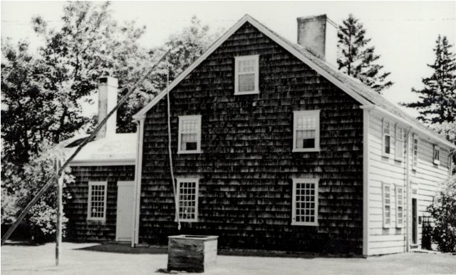 Wilber Republican 03, two storied house with side shingles